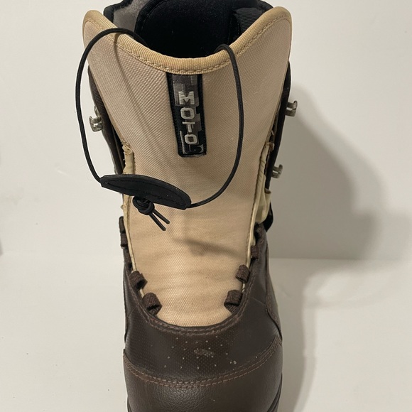 Burton Moto Snowboarding Boots- Women’s size 6 - Picture 15 of 15